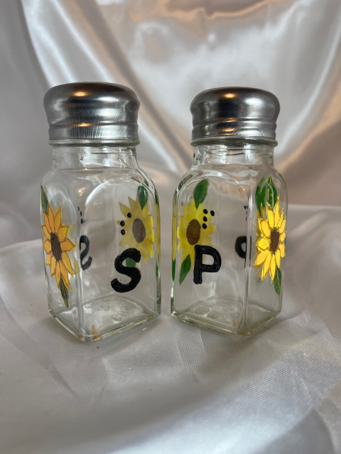 Braille Sunny Sunflowers- Salt & Pepper Shaker set