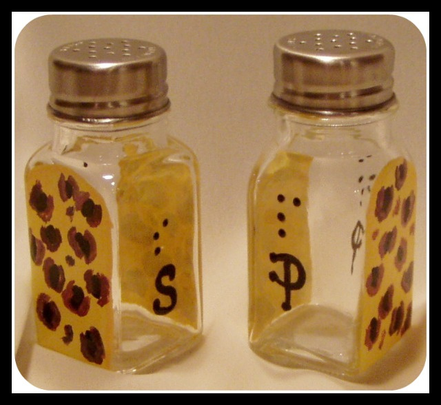 Braille Leopard Print Salt & Pepper shaker set 